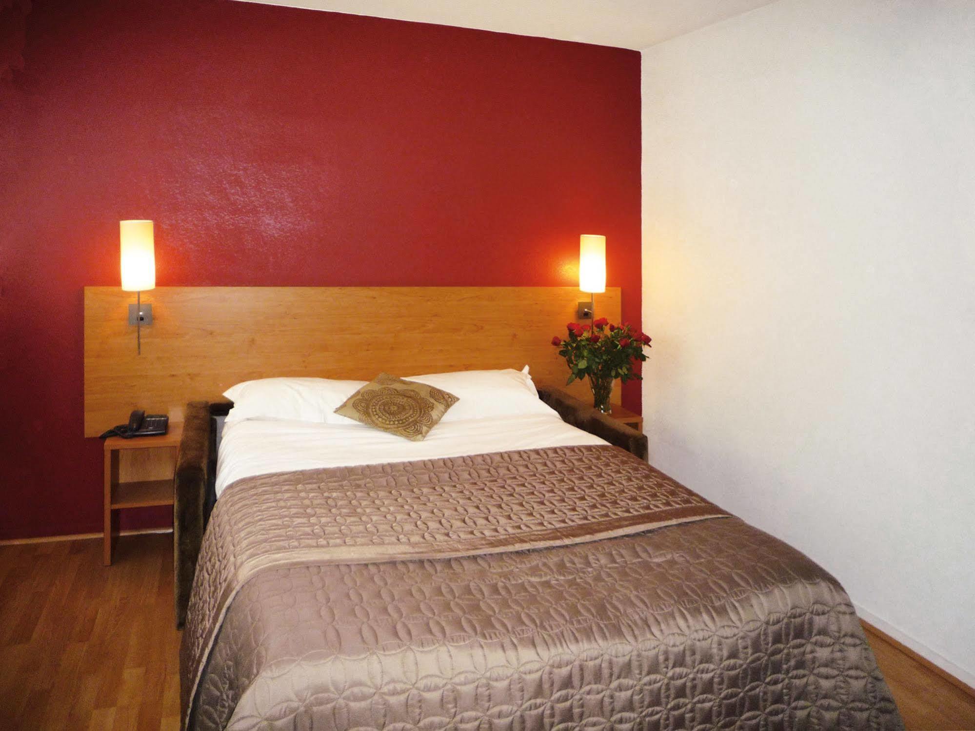 Aparthotel Sejours & Affaires Montreuil Saint Mande Exterior foto